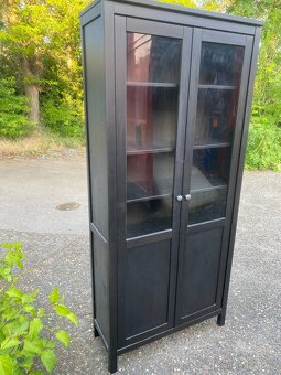 IKEA Hemnes vitrína/knihovna - 2