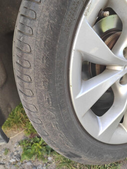BMW X1, ALU kola 4ks + pneu letní 225/50/17 - 2