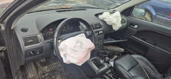 Mondeo TDCI- prodam dily - 2