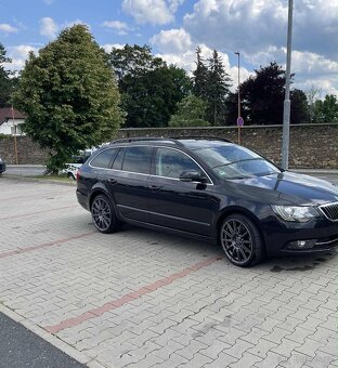 Škoda Superb litá kola - 2