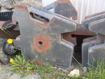 Zavazi - 2