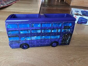 3D puzzle stojánek na tužky - 2