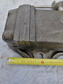 Stroj i svěrák 125mm - 2