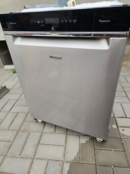 Myčka Whirpool 6th Sense - 2