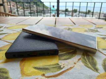 Samsung Galaxy S24 Ultra - 5 měsíců starý - 2