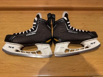 Brusle Bauer Supreme velikost 8 (43) - 2