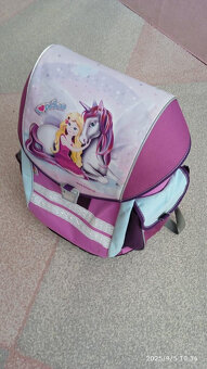 Školní taška. - 2