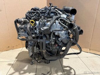 Motor CRM CRMB 2.0 TDI 110kw Škoda VW Seat 152 000km - 2