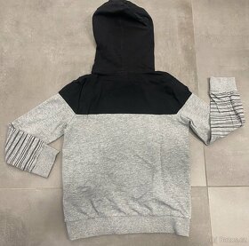 Chlapecká mikina s kapucí Coccodrillo, vel. 134 - 2