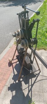 Ohýbačka profilů - 2