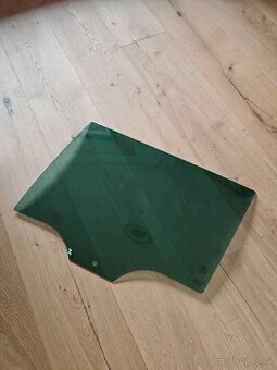 Škoda Kodiaq 565 - dveře náhradní díly, elektro, sklo - 2