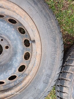 Prodám sadu 4 zimních pneumatik - 180/60 , R 14 - 2