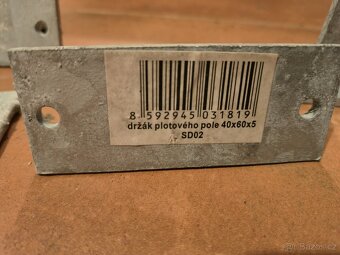 22x Sada držáků plotového pole k přišroubování na holý sloup - 2