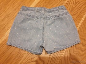 Dívčí riflové kraťasy H&M vel.134 (8-9let). - 2