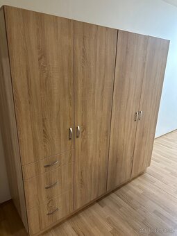 Dvě velké skříně - 2