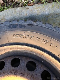 Pneu s ocelovými disky 195/65 R15 - 2