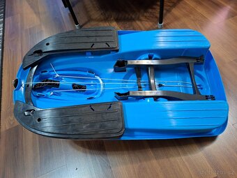 Plastkon boby s volantem STRATOS modré - 2