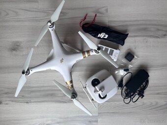 DJI Phantom 3 Pro + batoh Manfrotto - 2