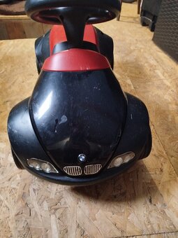 Dětské odrážedlo značky BMW - 2