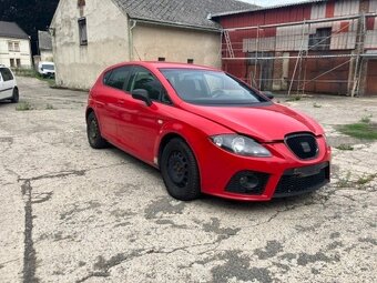 Seat Leon 1P FR 2.0 TDI - díly z vozu - 2