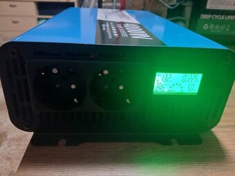 Prodám sinusový měnič napětí 12/230V 2000/4000W - 2