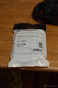 sluchátka Sennheiser HD 300 PRO - 2