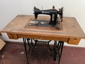 Prodám šicí stroj Bobbin - 2