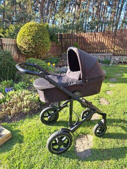 Britax Romer Smile III + autosedačka - 2