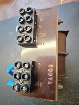 Transformátor 220V / 380V, 24V - 2