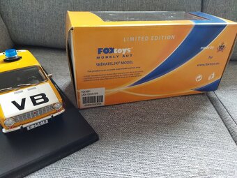 Lada 1200 Veřejná bezpečnost 1978 1:18 limited 1012 foxtoys - 2