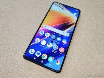 Xiaomi Poco F4 GT... 12gb+4gb/256gb... Strieborná metalíza. - 2
