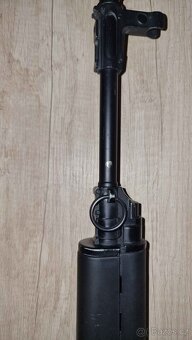 VZ.58 + 2 zásobníky + 2 baterie + popruh + sumka - 2