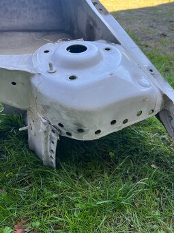 Výřez octavia 3 levá čtvrtka špička výřezový díl - 2