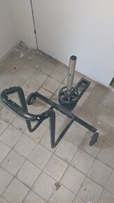 Stojan na pneumatiky pojízdný - 2