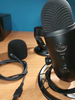 Logitech BLUE YETI USB mikrofon s příslušenstvím - 2