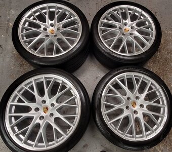 Porsche PANAMERA G2: 971, 21' alu, BBS,tpms - 2