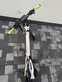Elektrokolo GreenBike 29 bílé - 2