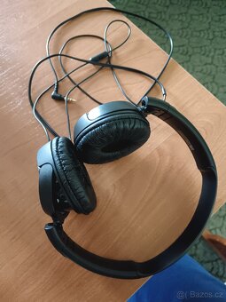 Drátová sluchátka Sony - 2