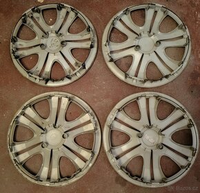 4 kusy poklice Škoda Fabia 15" - 2