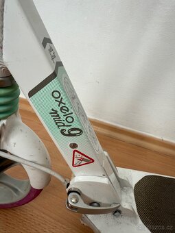 Kolobezka Decathlon Oxelo 9 Mid 9-14 let - 2