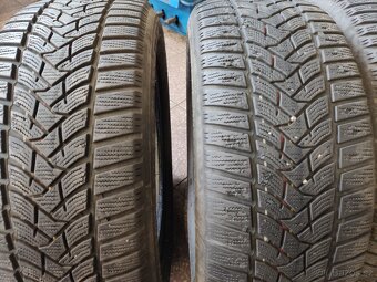 Zimní pneu 215/55 r16 - 2