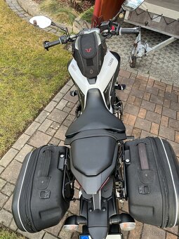 Yamaha MT 07 - 2