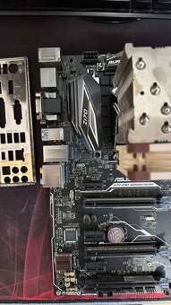 ASUS Z170 PRO GAMING/AURA + i7-6700K (4C/8T) - 2