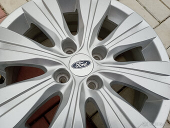 středové krytky Ford 60mm-55mm - 2