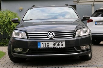 Volkswagen Passat 2.0 103KW,TAŽNÉ ,navigace - 2