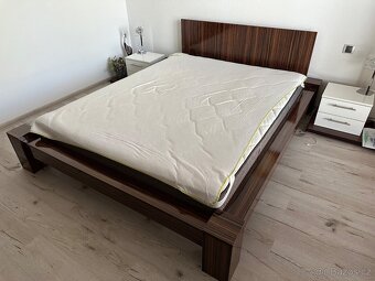 Postel 160x200 komplet + matrace - 2