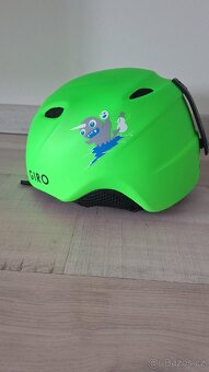 Dětská lyžařská helma Giro
- 2