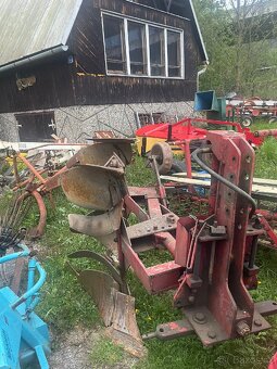 Hydraulický pluh obracak - 2