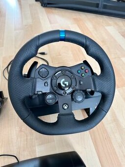 Logitech G923 Racing Wheel Xbox/PC + pedály + řadicí páka - 2