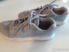CHLAPECKÉ SPORTOVNÍ BOTY NIKE AIR vel.35,5. - 2